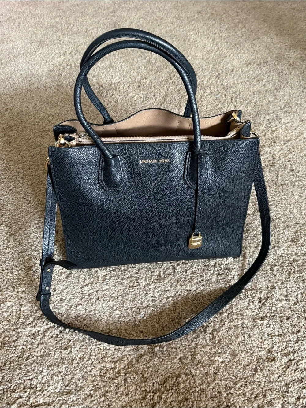 Michael Kors Mercer Large Black Pebbles Leather Tote bag